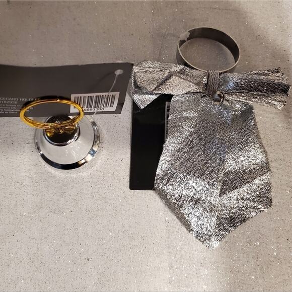 Set of 8 Christmas Holiday Silver glitter bow napkin rings & name tag holder - Picture 3 of 4